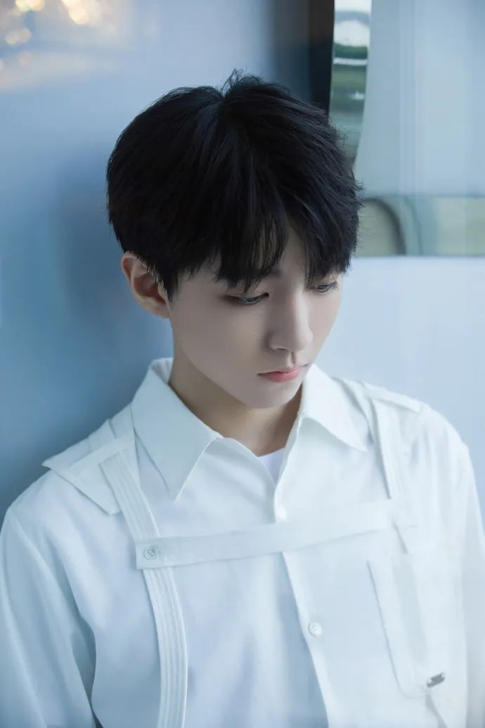 选手们|《我们的乐队》男选手被王俊凯圈粉!不仅猛夸颜值,还透露有体香