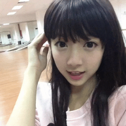 真的|搞笑GIF：我差点就真的以为你是在照镜子了