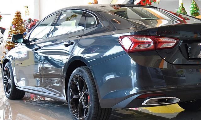  舒适|被冷落的迈锐宝XL，一箱油950KM，舒适如头等舱，跌到11万没人懂