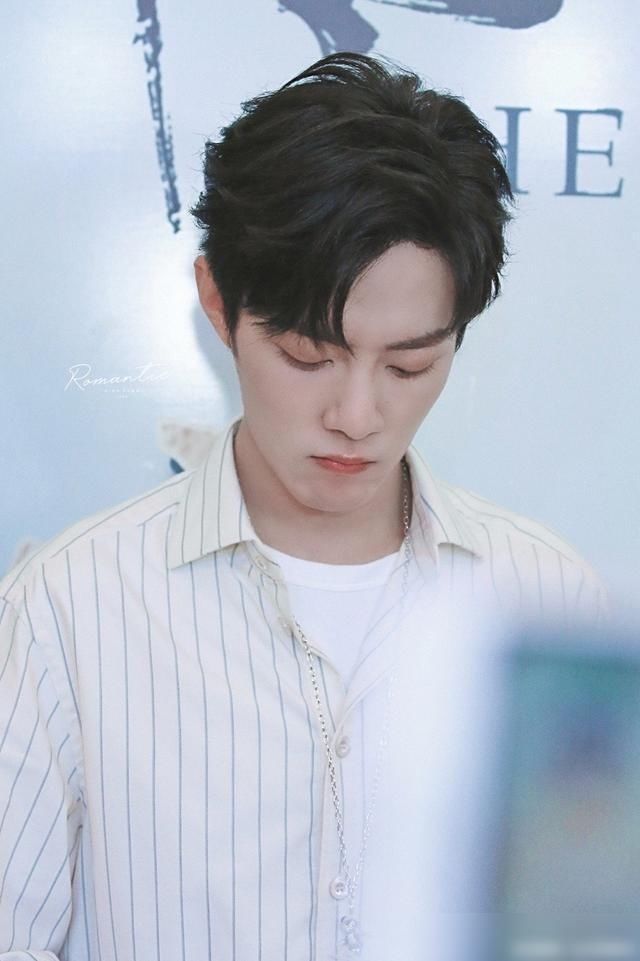 综艺与歌曲之间共|肖战的综艺被剪,歌曲却正常播出,两者有什么区别