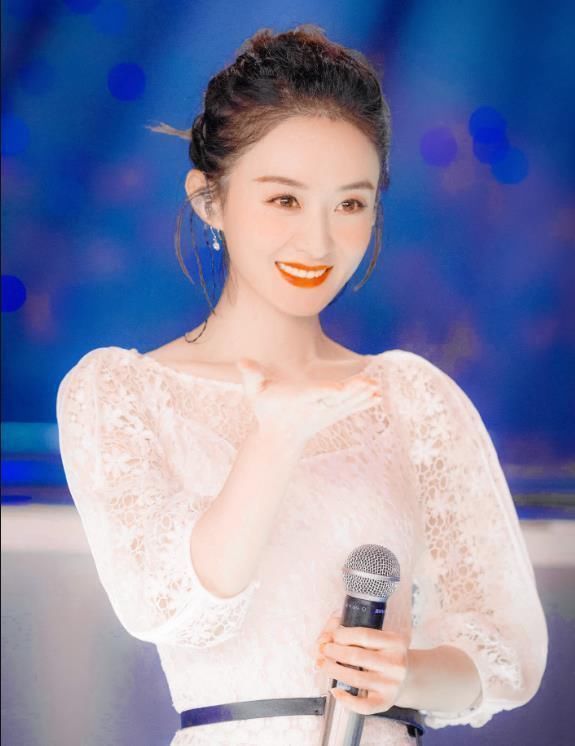 没想到|《中餐厅》收官,赵丽颖素颜上镜,没想到看着比21岁杨超越还嫩