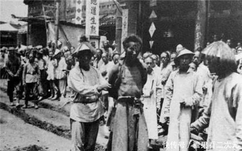 康小八|清朝最后一个被凌迟的人,当众对慈禧说了一话,让慈禧脸红耳赤