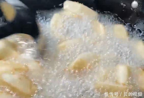  酥脆|剩余的馒头不要扔，3分钟就做一道孩子爱吃的，金黄酥脆香甜可口