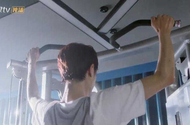  木讷|究竟谁在捧王一博演技如此木讷，居然还能演电视剧男一号