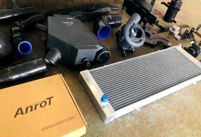 机械|兰德酷路泽(陆巡)HKS机械增压改装作业,提升40%功率,越野更强