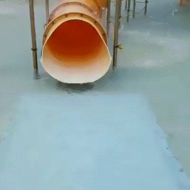 gif|搞笑gif:货车都被你开出赛车的感觉了!厉害了老司机