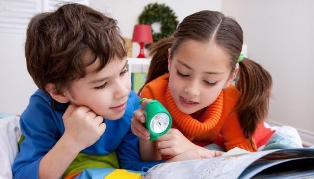 孩子们|兄弟姐妹竞争是很正常的现象,化解兄弟姐妹之间竞争的5个技巧!