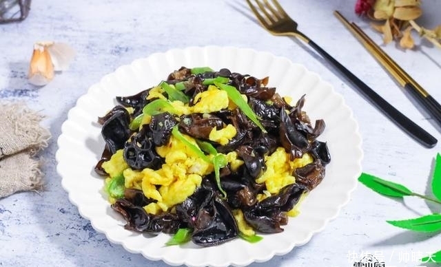 别省|6种炒前必须要焯水的蔬菜,再懒也别省这1步,为了家人健康