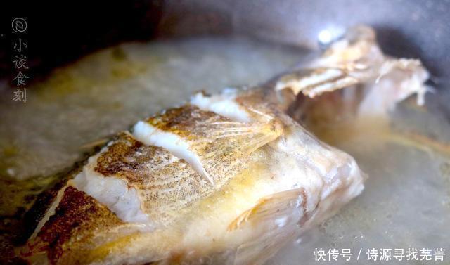 鳜鱼|初秋8月,不差钱的可以买这鱼,刺少肉多,营养价值极高,特鲜美