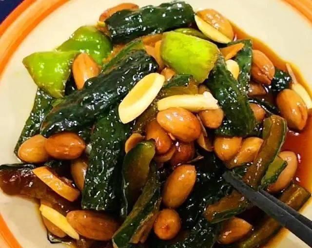  黄瓜|腌黄瓜好吃有诀窍，这两个小技巧一定要记住了