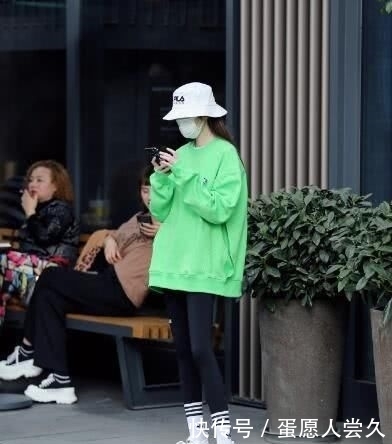 倍增|简单舒适的穿搭,让你气质倍增