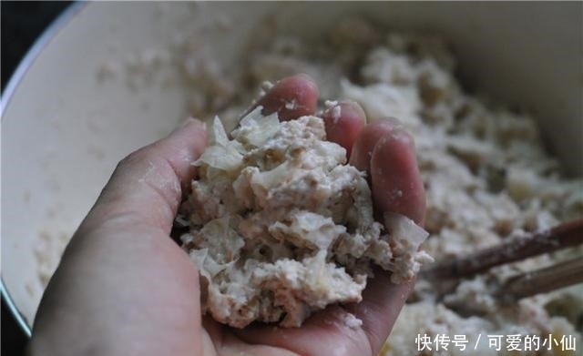 蓬松|秋天不用早起,早餐吃它最省事,不用发酵也蓬松,比馒头更香