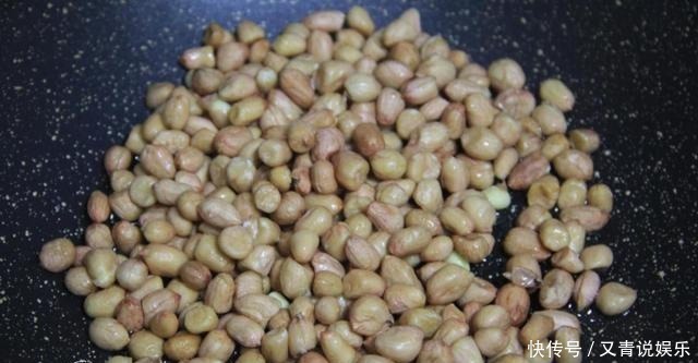  烧焦|炒花生米有诀窍，牢记3个技巧，花生更香脆不烧焦，放2周不返潮