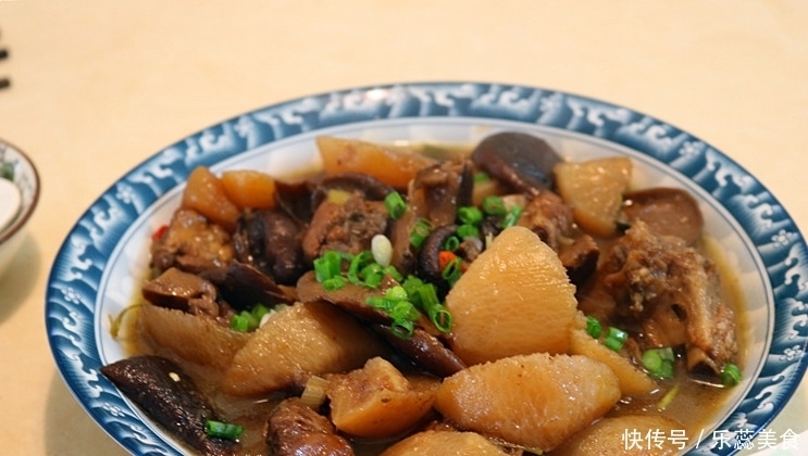 朋友圈|节后一家三口的晚餐,晒到朋友圈,点评超过百条:好想来蹭饭