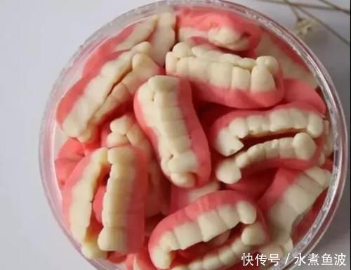 尴尬|让小男生“尴尬”的4种糖果，尤其是图四，看了就不自觉“脸红”