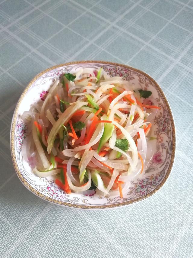 饭菜|晚餐这样吃,蔬菜粗粮多,味道好,网友说你家的饭菜很值得学习