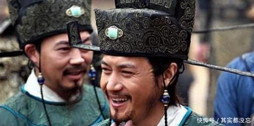  上联|姑娘一上联“黑黑白炭”，苏东坡一下联，姑娘顿时又羞又气