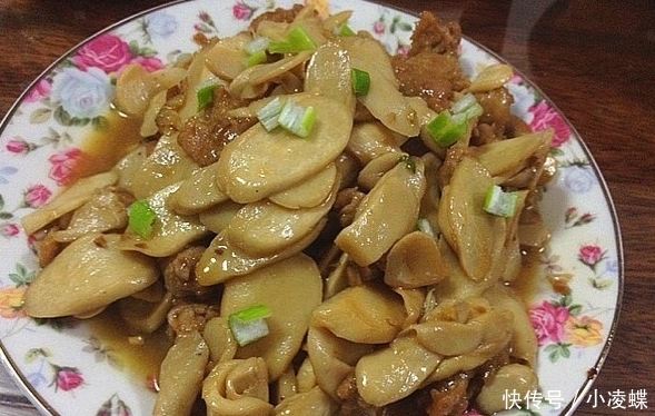 外卖|第一次带女朋友回家,妈妈做四个拿手菜,女朋友却叫了外卖