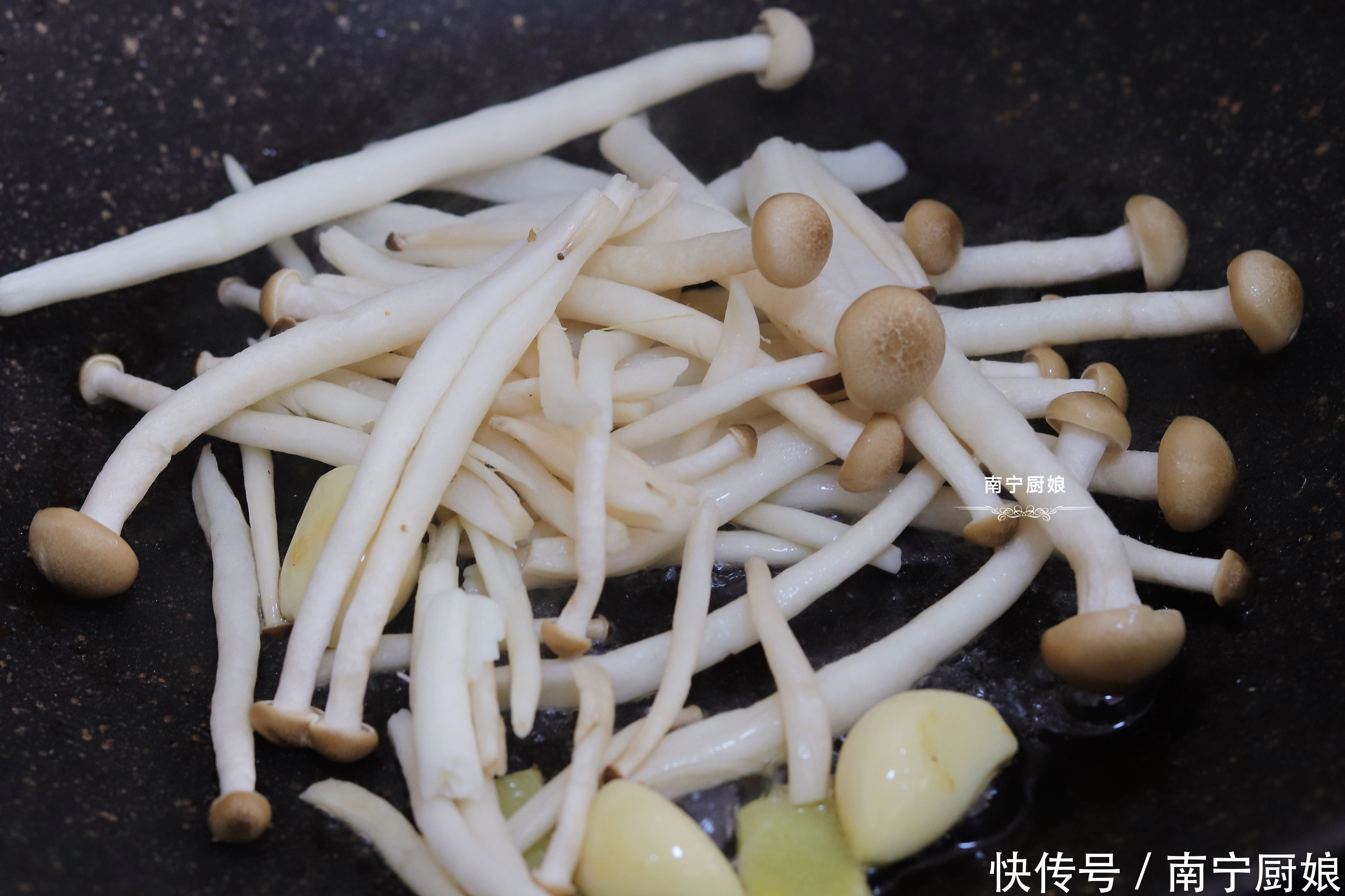 鲜美|秋天不可错过的三鲜汤,做法简单,营养鲜美低脂,大人小孩都爱喝