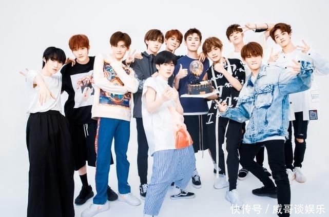  男团|R1SE集体换新头像，全员统一手绘风格，成员集体化身灵魂画手