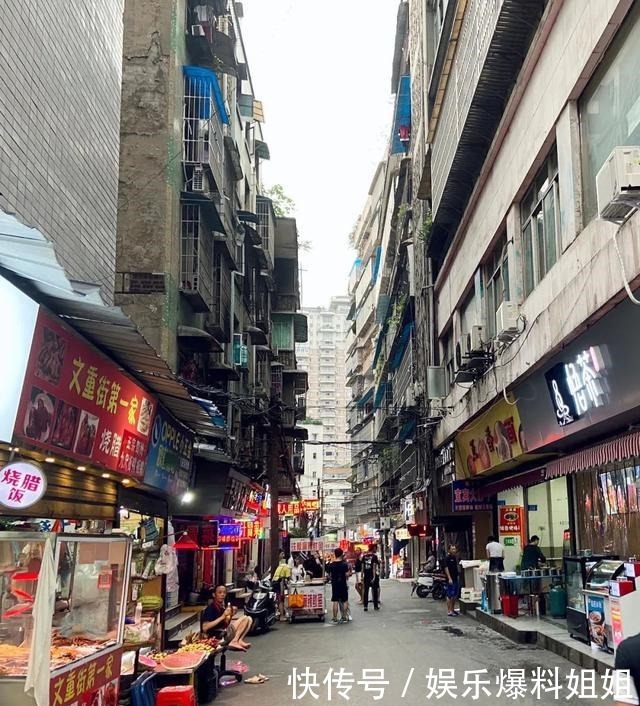 宜宾|宜宾文重街,我又来了!这里除了整条街的小吃,还有……