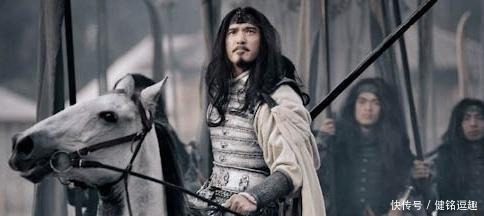 曹操|许褚和马超阵前对战为何卸甲?这一卸就卸去了120斤的重量