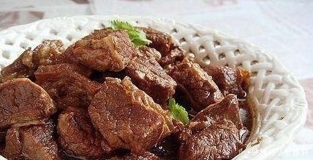教你做|炖牛肉做法,炖牛肉用不用焯水大厨教你做炖牛肉,牛肉软烂入味