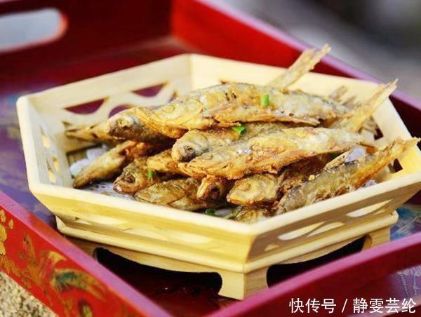 香脆|炸鱼,有人用面粉,有人用淀粉,都错了,大厨用它,香脆沒腥味
