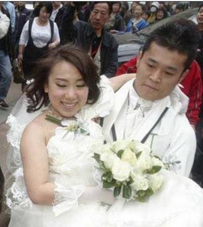 走红|赵本山最有名女徒弟,春晚走红后嫁无名演员,今成这样