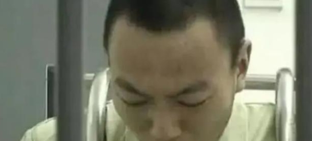 年前|他10年前高喊“我爸是李刚”，现已32岁，出狱后过得咋样？