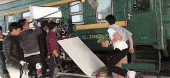 尾焰|搞笑GIF:飞机尾焰挺好看