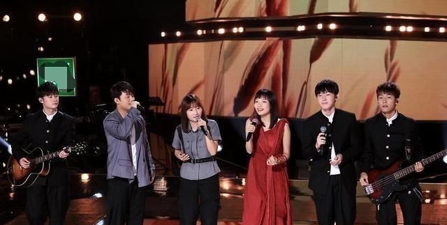 李宇春|李荣浩挑战谢霆锋,李荣浩有个学员唱两首歌曲