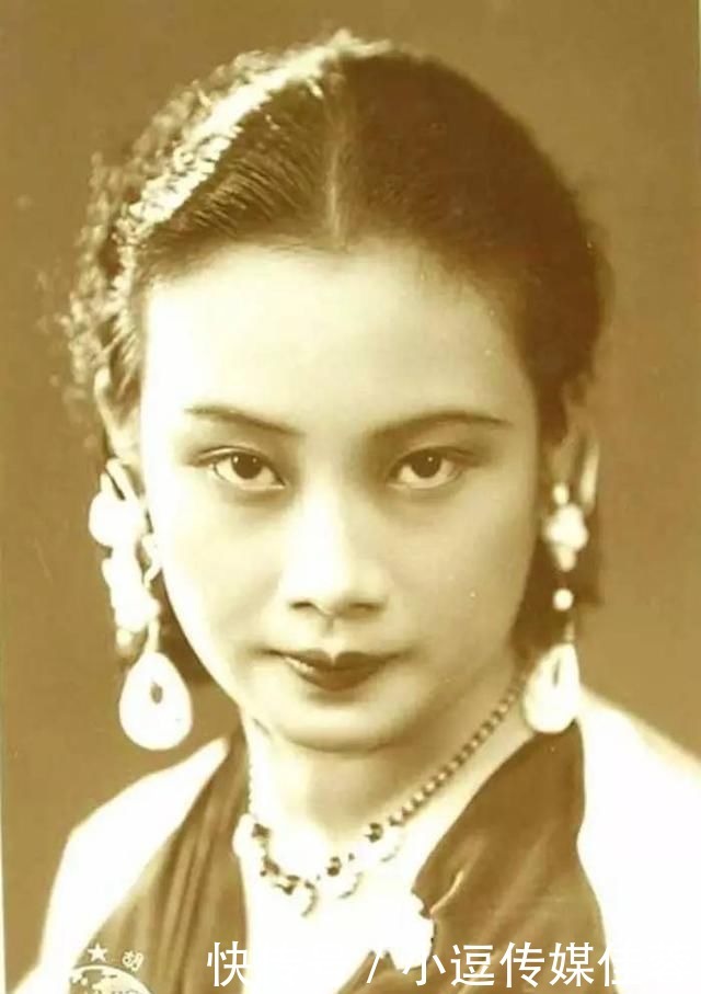 绝色|母亲一代绝色可生父不详,嫁给大50岁将军,她晚年如此度过