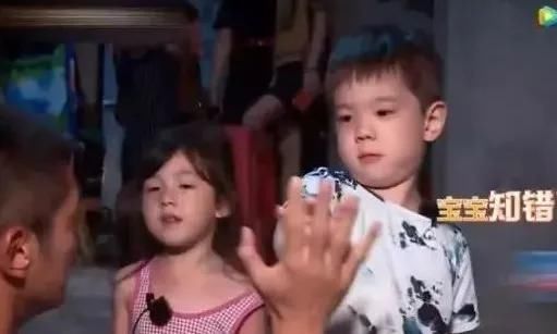 男童|女医生泳池内被13岁男童性骚扰，事后被人肉，导致自杀网友怒了