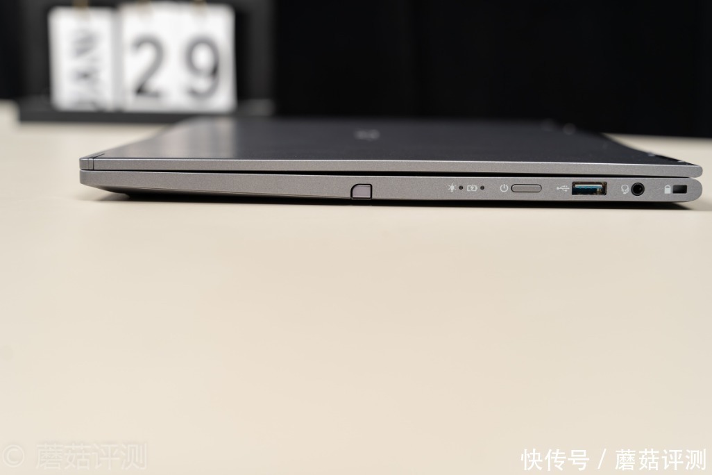  翻转|极致轻薄，自由翻转，细节出众、宏碁蜂鸟Spin 5百变2K轻薄本 评测