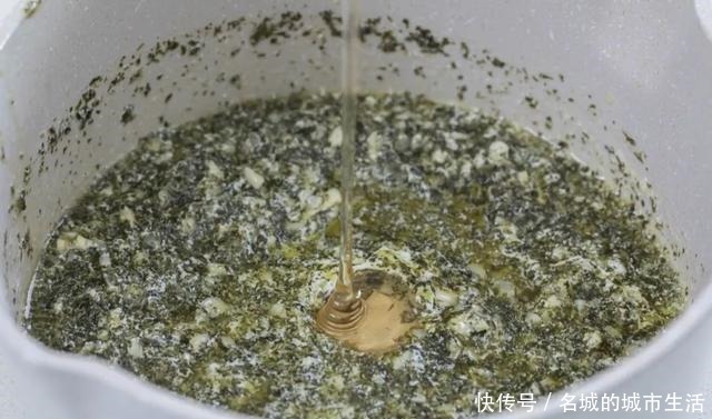 奶酪|在家也能轻松做的奶酪蒜香包,奶香味加上浓厚蒜香,让人无法抵挡