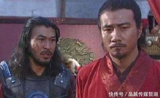 朱元璋|徐达与朱元璋下棋，下到一半停下，只因棋盘上出现了两个字