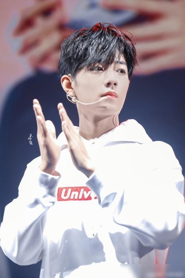 开播|《青春环游记2》开播,肖战没有出现,我05倍速看了下期预告