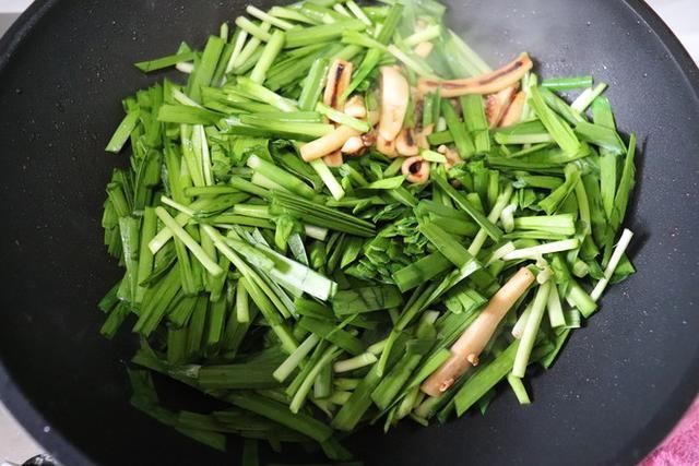 排空|这菜是“推粪机”,清肠刮油,吃一次排空黑宿便,轻松又舒坦