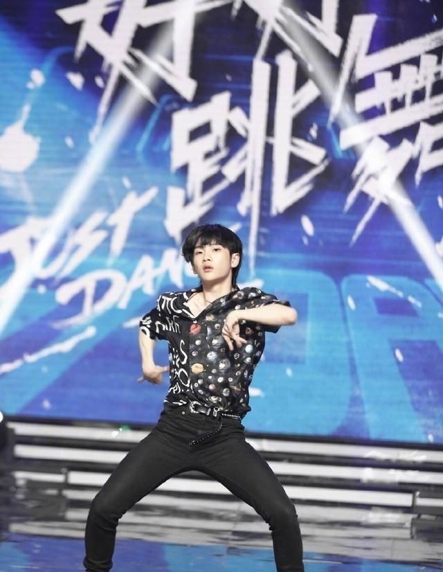  背锅|周震南被曝抄袭Bewhy作品，人家一直都说改编，不该替节目组背锅