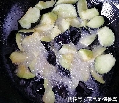 三鲜|#人人能开小吃店#比肉还好吃倍的地三鲜??好吃到爆