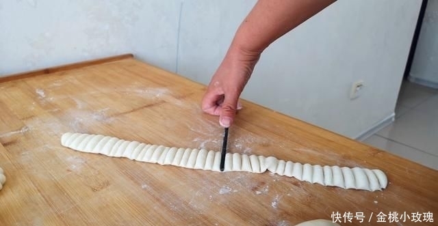 做法|漂亮馒头的做法,筷子一压在一卷,香甜松软,比做普通馒头还简单