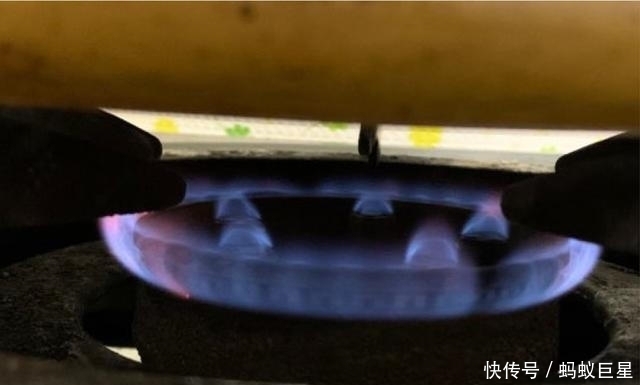  技巧|这样煎鸡翅，皮脆肉嫩无腥味！大厨教你7大技巧，煎出完美鸡翅！