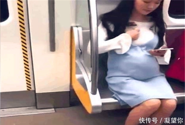 大妈|女子坐地铁为了占座，腹中塞衣服假扮孕妇，旁边大妈的表情亮了