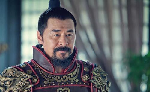 天子|熊孩子爬上龙椅,皇帝问:当天子好玩吗?孩子妙答4字,成功登基