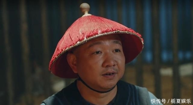 小兵|小兵到点开城门,皇帝被晾关外,皇帝进关后说:“去抱块石头来”