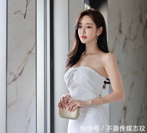 纯白|美女珠珠:维纳斯神圣纯白礼裙