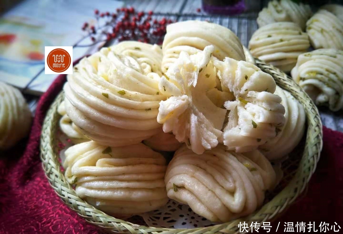 少许|宅家20天,50斤面粉见底了,媳妇天天做面食,朋友:重大贡献!