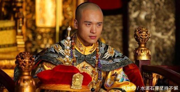 例外|史上九个双手垂膝的人, 其中八个都当上了皇帝, 只有他是例外！