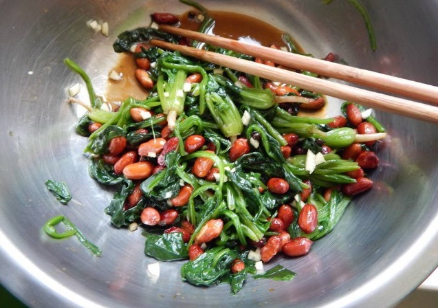 花生米|花生和此物是绝配,百吃不腻,花生又香又酥,招待客人有面子